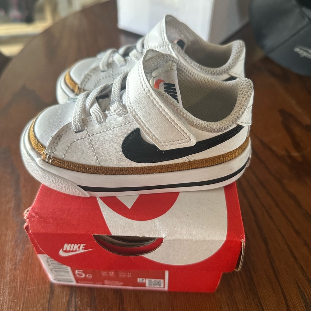 Nike Toddler Court Legacy Sneakers